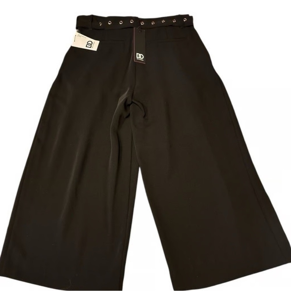 Elegant Black Wide-Leg Pants